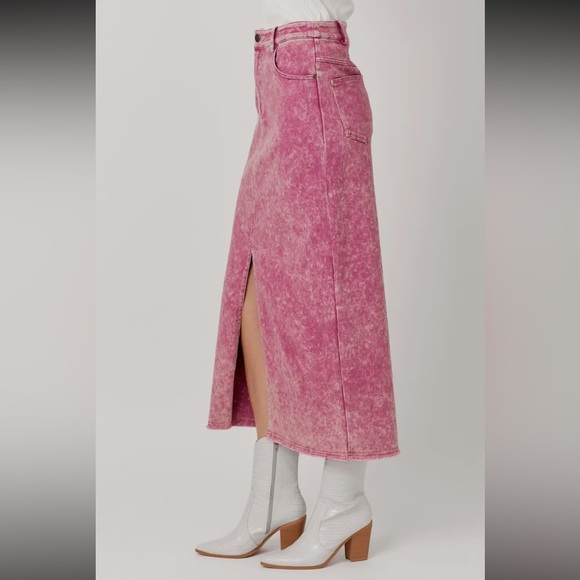 831. Mystree Pink Denim Maxi Skirt W/Slit New Item NWT - Picture 2 of 7